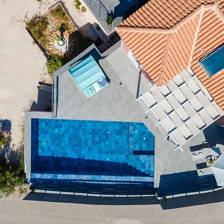 Levanda Villa